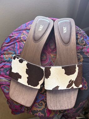 Zara Brown and White Cowhide Slide Mules
